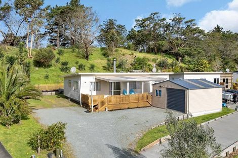 Photo of property in 21 Tamure Place, Ruakaka, 0116
