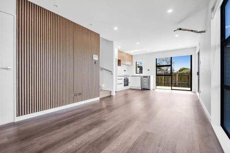 Photo of property in 5/15 Union Road, Howick, Auckland, 2014