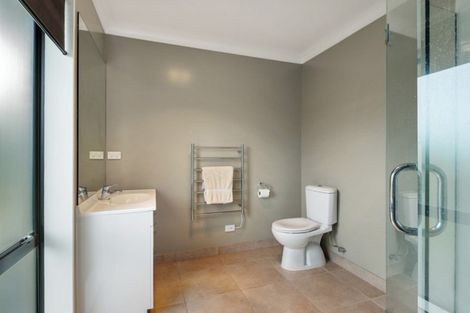 Photo of property in 40 Swamp Road, Loburn, Rangiora, 7472