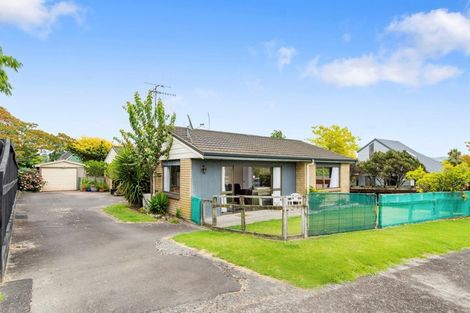 Photo of property in 17a Edgehill Place, Te Puke, 3119