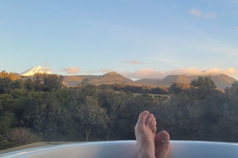 Photo of property in 1581 Carrington Road, Hurworth, New Plymouth, 4371