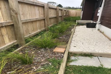 Photo of property in 240 Henderson Valley Road, Henderson, Auckland, 0612