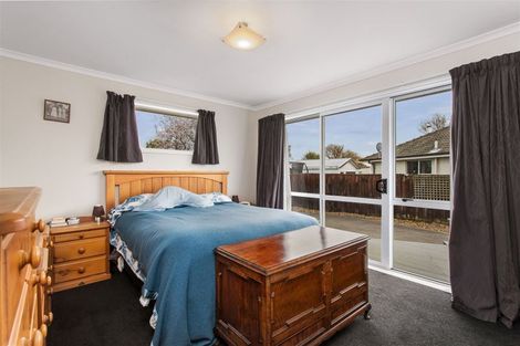 Photo of property in 426 Mairehau Road, Parklands, Christchurch, 8083
