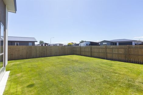 Photo of property in 5 Kingsbridge West, Burwood, Christchurch, 8083