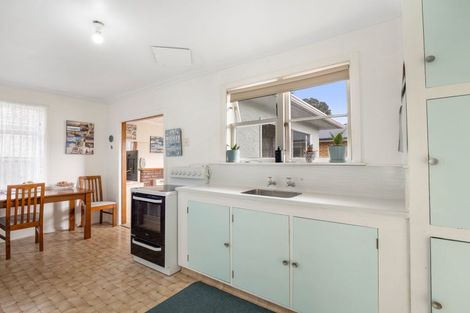 Photo of property in 25 Vernon Avenue, Takaro, Palmerston North, 4412