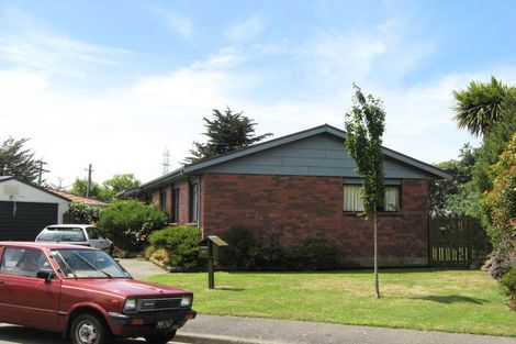 Photo of property in 23 Warner Place, Heathcote Valley, Christchurch, 8022