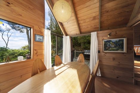 Photo of property in 41 Kaiuru Avenue, Pukawa Bay, Turangi, 3381