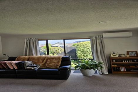Photo of property in 14 Abingdon Court, Avonhead, Christchurch, 8042