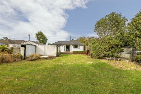 Photo of property in 17 Grimseys Road, Redwood, Christchurch, 8051