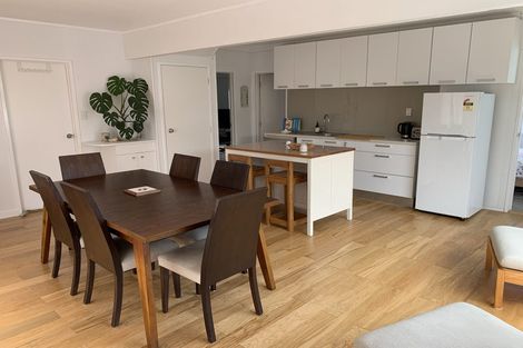 Photo of property in 4/87 Ocean View Road, Hillcrest, Auckland, 0627