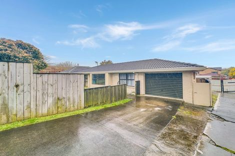 Photo of property in 2/39 Alfriston Road, Manurewa East, Auckland, 2102