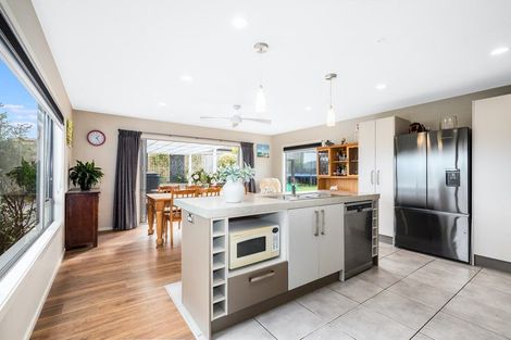 Photo of property in 11 Nelson Avenue, Aotea, Porirua, 5024