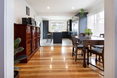 Photo of property in 49 Trinity Crescent, Pirimai, Napier, 4112