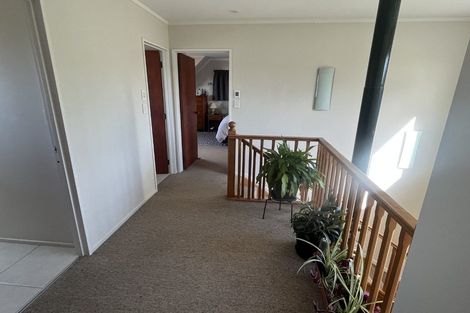 Photo of property in 48 Lakeside Drive, Orewa, 0931