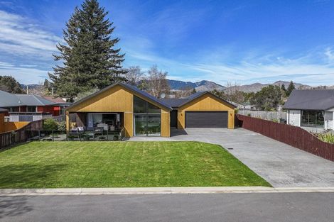 Photo of property in 3 Dumblane Way, Hanmer Springs, 7334