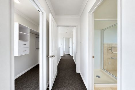 Photo of property in 10 Andrusha Place, Flat Bush, Auckland, 2019