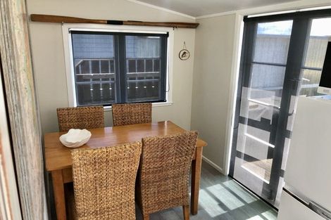 Photo of property in 26 Coleman Avenue, Waverley, 4591