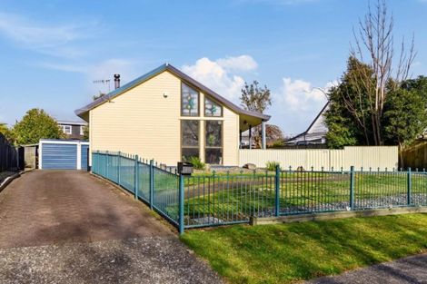 Photo of property in 16 Browning Crescent, Owhata, Rotorua, 3010