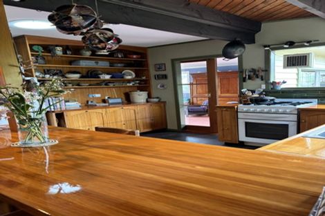 Photo of property in 13 Dale Road, Raumati South, Paraparaumu, 5032