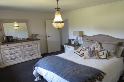 Photo of property in 100 Huxley Street, Pahiatua, 4910