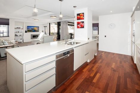 Photo of property in Vivaldi Apartments, 13/48 Marine Parade, Mount Maunganui, 3116