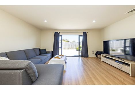 Photo of property in 5v Dryden Place, Mount Wellington, Auckland, 1051