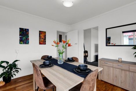 Photo of property in 15 Campbell Street, Hawera, 4610