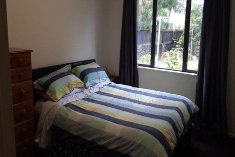 Photo of property in 3 Mclean Place, Woodend, 7610