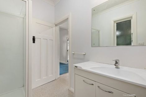 Photo of property in 3a Linwood Way, Island Bay, Wellington, 6023