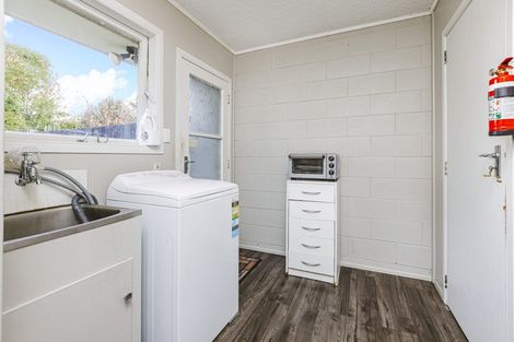 Photo of property in 1/28 Park Estate Road, Rosehill, Papakura, 2113