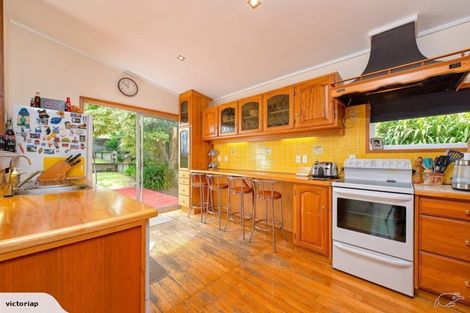 Photo of property in 50 Victoria Avenue, Waiuku, 2123