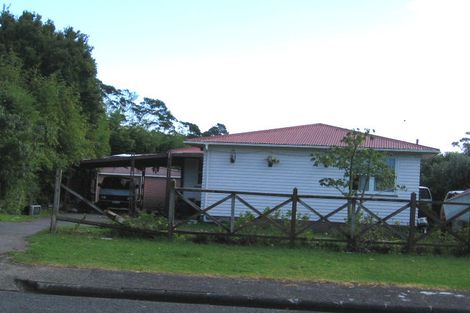 Photo of property in 111 Riverpark Crescent, Henderson, Auckland, 0610