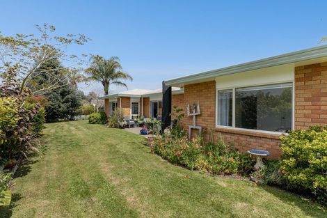 Photo of property in 5 Links View Drive, Omokoroa, 3114