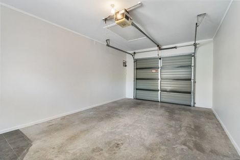Photo of property in 1b Hendon Place, West End, Palmerston North, 4412
