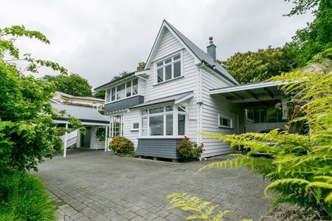 Photo of property in 10 Brewster Street, Bluff Hill, Napier, 4110