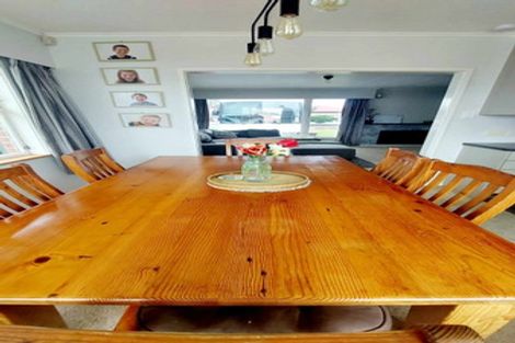 Photo of property in 25 Victoria Avenue, Dannevirke, 4930