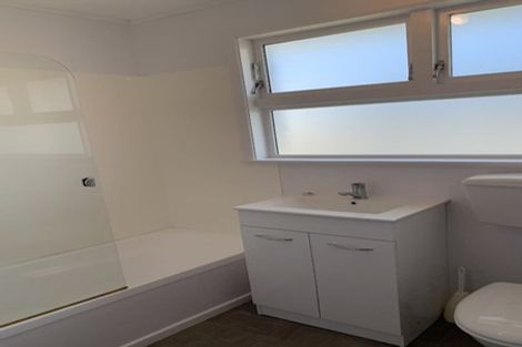 Photo of property in 17a Percy Cameron Street, Avalon, Lower Hutt, 5011