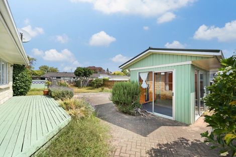 Photo of property in 10 Glen Lynne Avenue, Queenwood, Hamilton, 3210