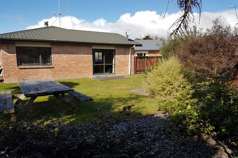 Photo of property in 46 Catalina Drive, Melville, Hamilton, 3206