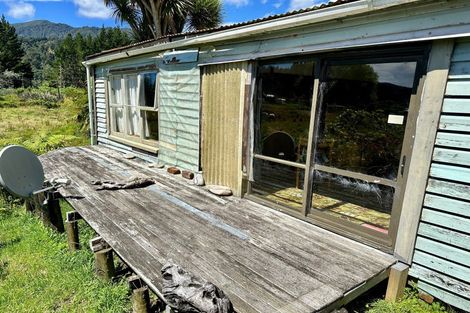 Photo of property in 12 Con Street, Seddonville, Westport, 7891