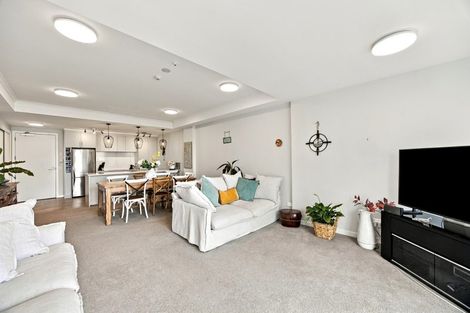 Photo of property in 148 Landmark Terrace, Orewa, 0931