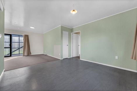 Photo of property in 9b Boundary Road, Opaheke, Papakura, 2113