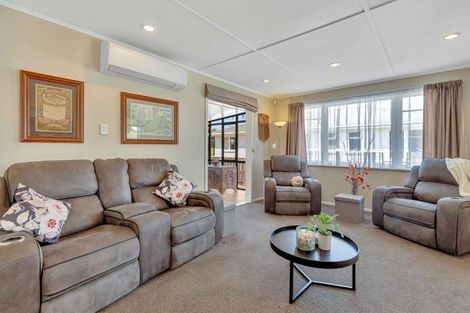 Photo of property in 25 Kettle Avenue, Awapuni, Palmerston North, 4412