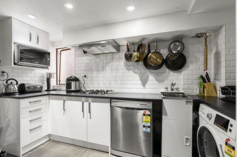 Photo of property in 2/32 Brighton Road, Parnell, Auckland, 1052