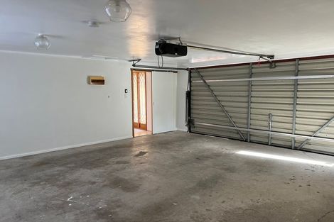 Photo of property in 9 Poaka Place, Beach Haven, Auckland, 0626