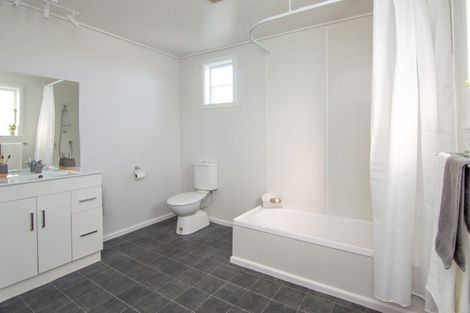 Photo of property in 31b Hulme Street, Roslyn, Palmerston North, 4414