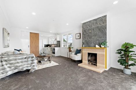 Photo of property in 49 Price Crescent, Mount Wellington, Auckland, 1060