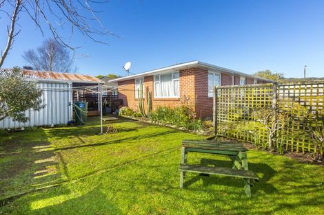 Photo of property in 2/15 Clouston Park Road, Ebdentown, Upper Hutt, 5018