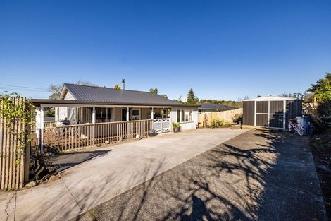 Photo of property in 43 Awatere Street, Clover Park, Auckland, 2023