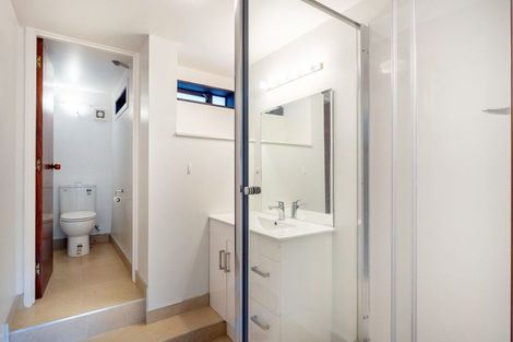 Photo of property in 245 Sunset Road, Sunnynook, Auckland, 0632